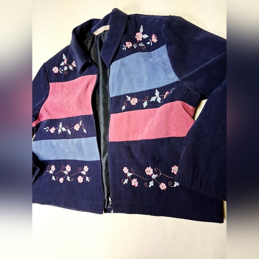 TanJay Floral Navy Blue Jacket - Picture 2 of 4